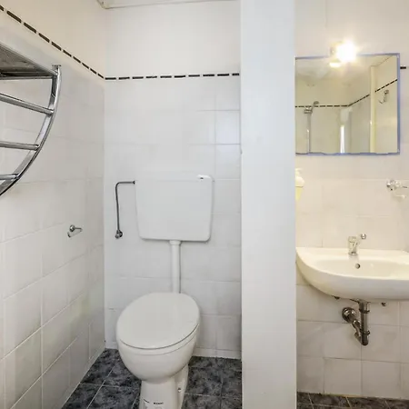 Nice Home In Palaia With House A Panoramic View Nyaraló *